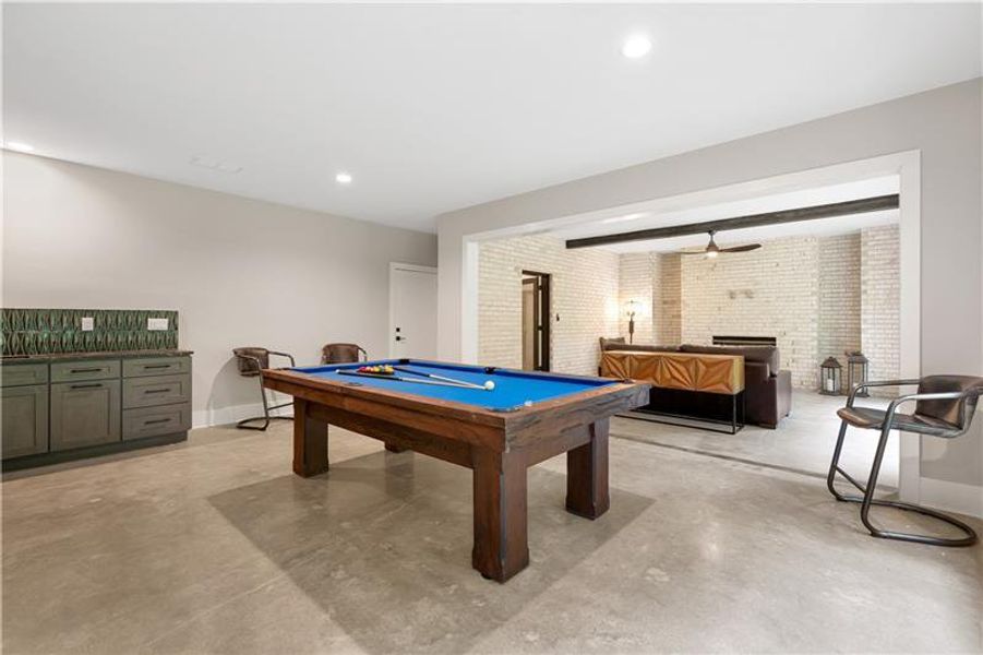 Furnished interior view inside a new home in , Atlanta (Image 41).