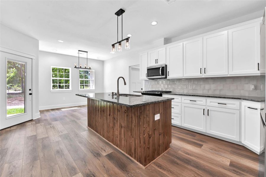 Image 17 of a home in . Image 17 of a home in .