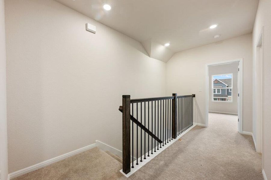 Spacious, unfurnished interior of a new home in Covered Bridge, Hutto (Image 32).