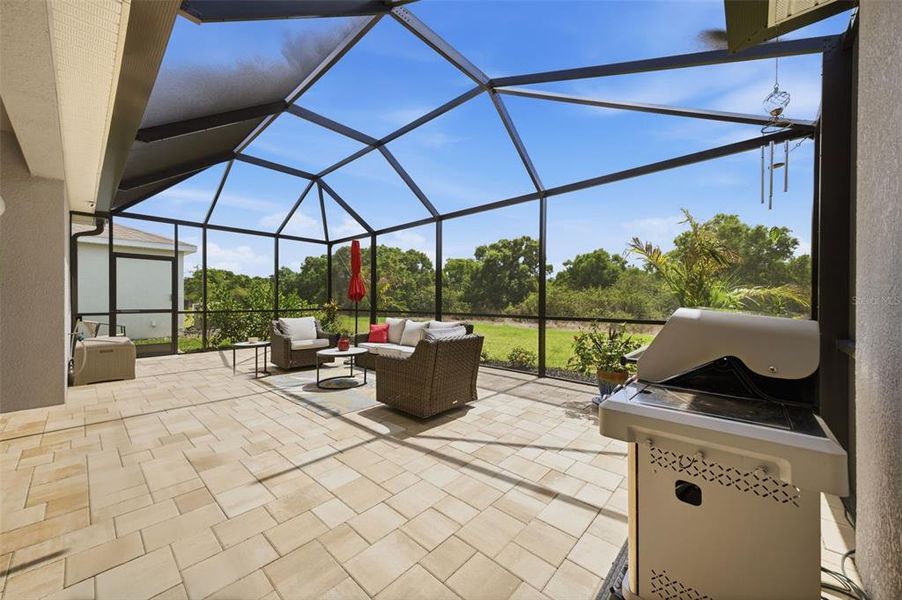 Exterior details and patio area of a home in Solera at Lakewood Ranch, Bradenton (Image 27).
