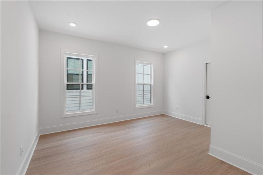 Spacious, unfurnished interior of a new home in Waterside Single Family, Peachtree Corners (Image 44). Spacious, unfurnished interior of a new home in Waterside Single Family, Peachtree Corners (Image 44).