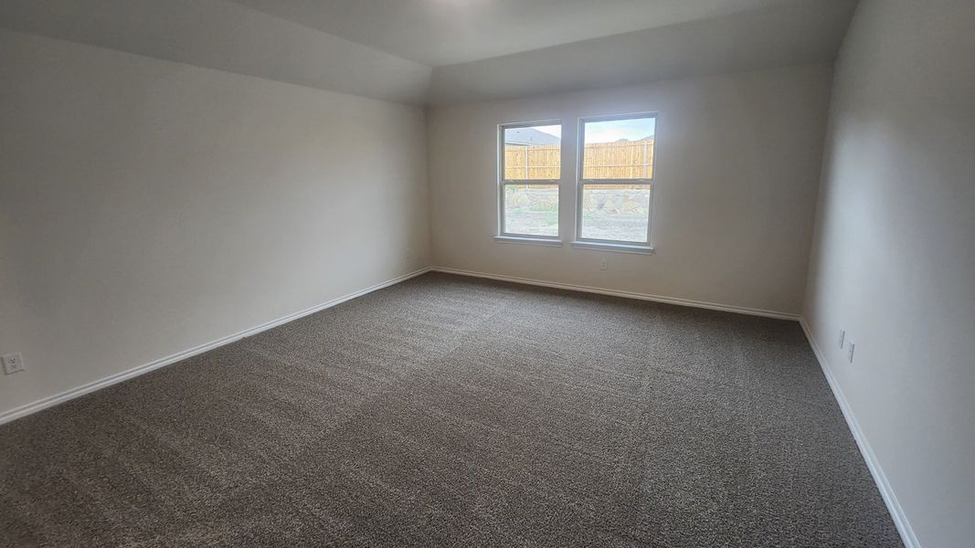 Spacious, unfurnished interior of a new home in Waverly Estates, Josephine (Image 8).