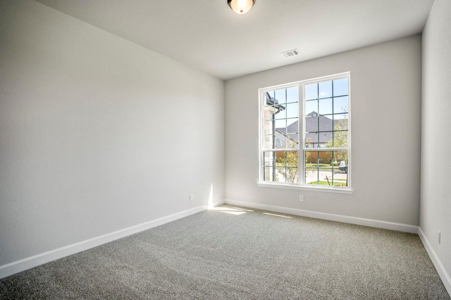 Spacious, unfurnished interior of a new home in Jordan Ranch 70' Lots, Fulshear (Image 28).