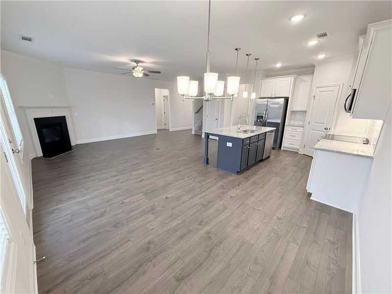 Spacious, unfurnished interior of a new home in , Dawsonville (Image 14).