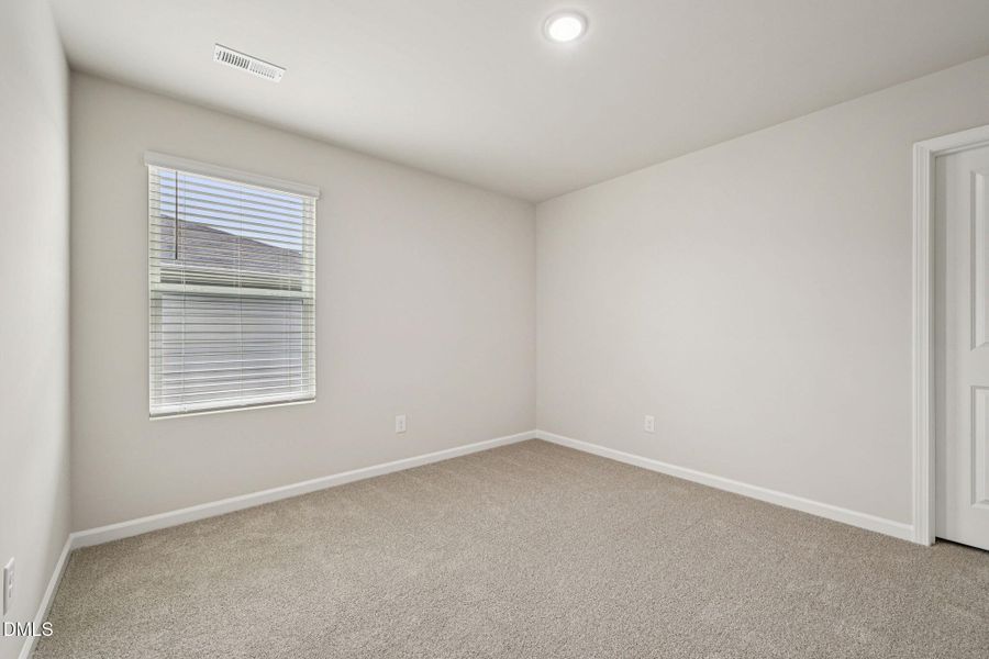 29-web-or-mls-Raleigh- Taylorsville-1216