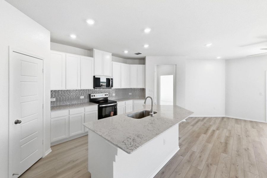 Furnished interior view inside a new home in Stoney Chase, Del Valle (Image 9). Furnished interior view inside a new home in Stoney Chase, Del Valle (Image 9).