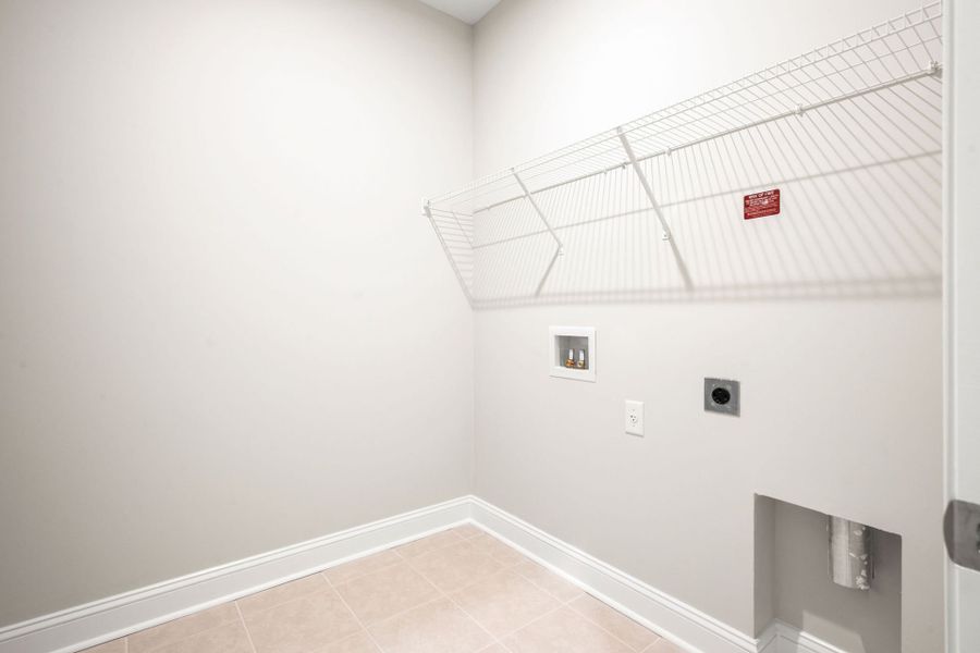 Spacious, unfurnished interior of a new home in Salem Bay, Beaufort (Image 38).