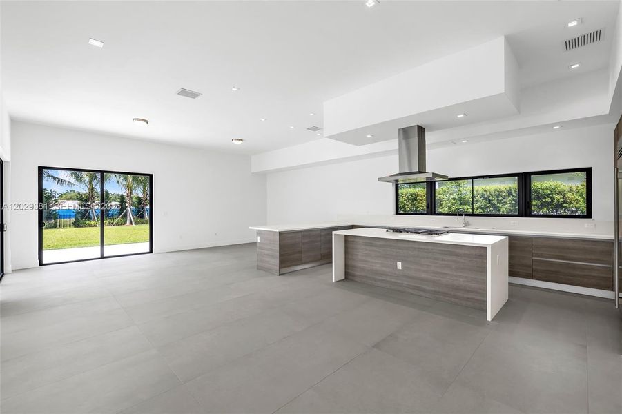 Image 58 of a home in .
