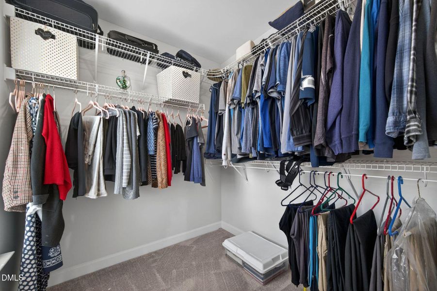 59_27-66-blue-iris-primary-closet