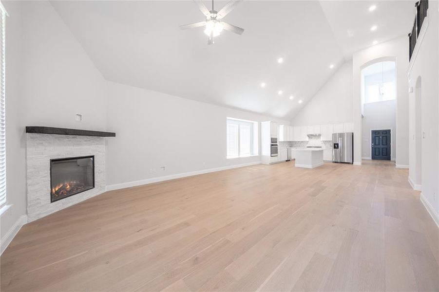 Spacious, unfurnished interior of a new home in , Venus (Image 26).