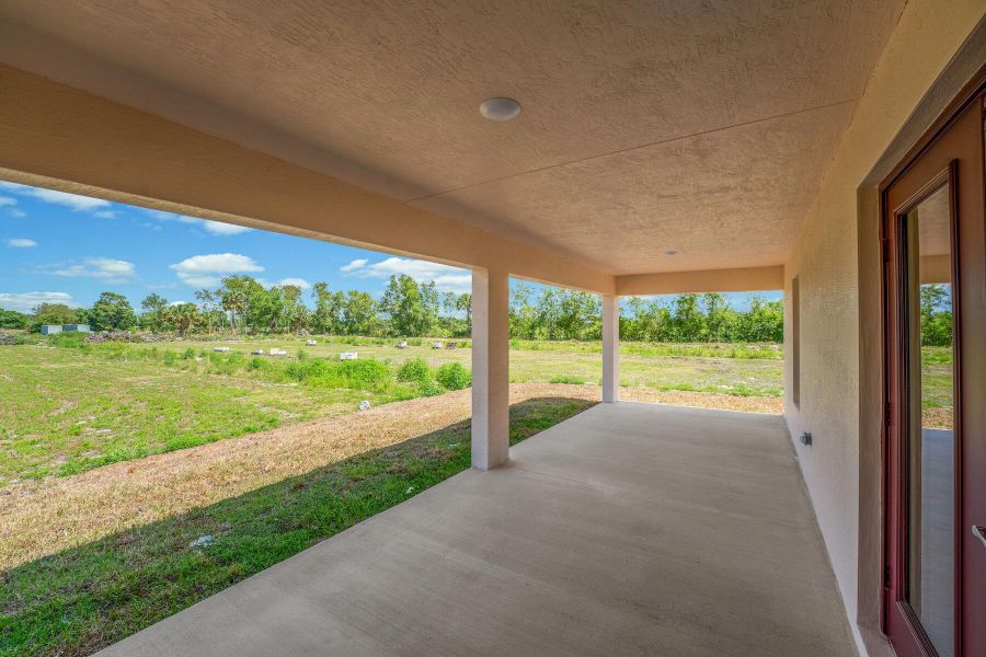 Spacious, unfurnished interior of a new home in , Loxahatchee (Image 20).