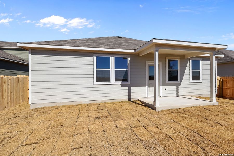 Exterior details and patio area of a home in Hiddenbrooke, Seguin (Image 22).
