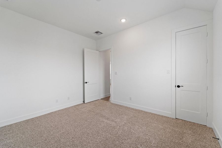 Spacious, unfurnished interior of a new home in Brookewater, Rosenberg (Image 28). Spacious, unfurnished interior of a new home in Brookewater, Rosenberg (Image 28).