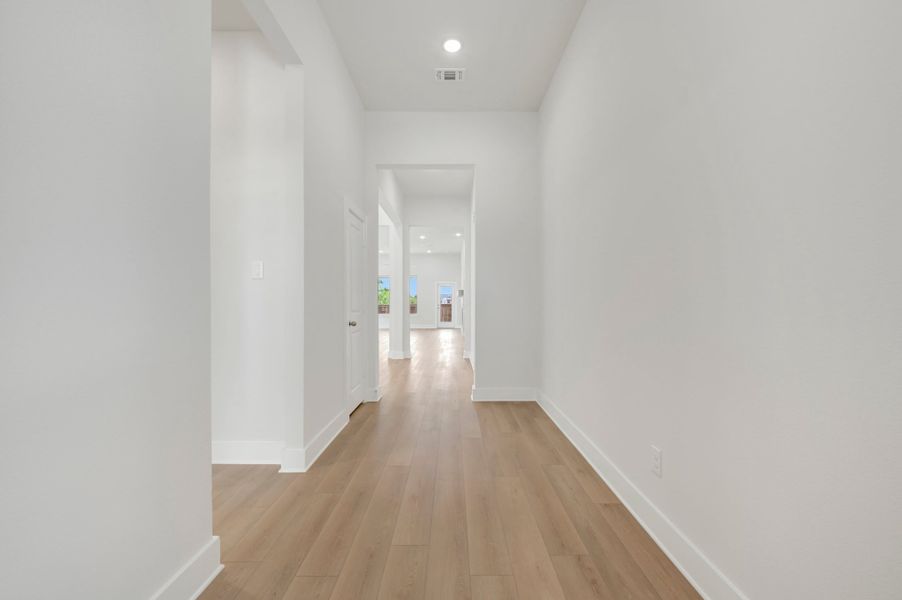 Spacious, unfurnished interior of a new home in The Meadows, Denton (Image 12).