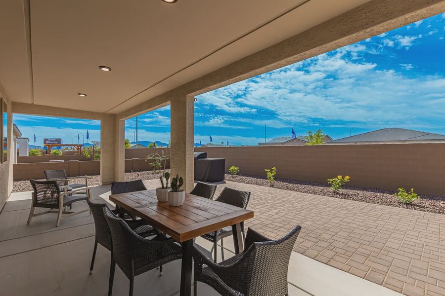 Representative exterior details of a home built from the 1901 by Elliott Homes in Camilo at Santana, Yuma (Image 3).