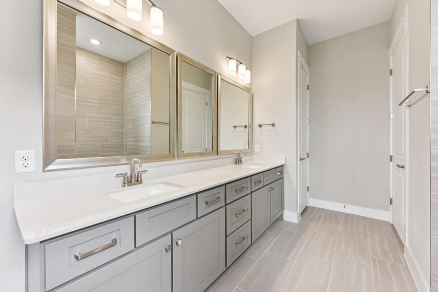 Furnished interior view inside a new home in Sun City Texas, Georgetown (Image 13).