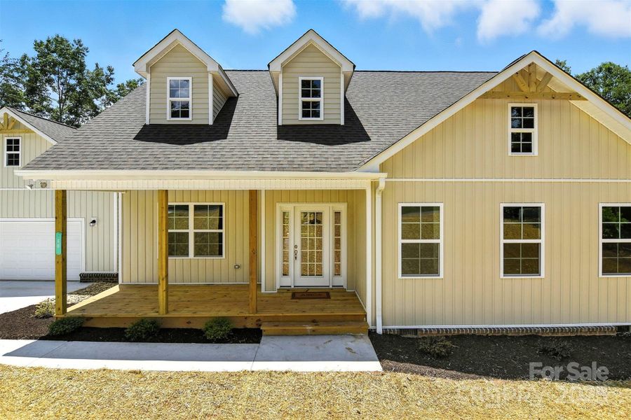Front exterior of a new home in , Hickory, NC, highlighting curb appeal (Image 26). Front exterior of a new home in , Hickory, NC, highlighting curb appeal (Image 26).
