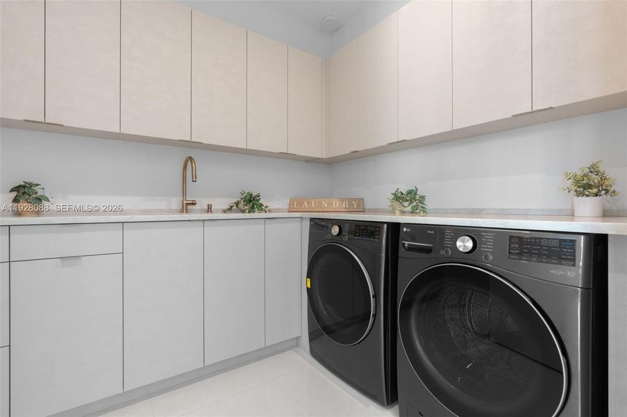 Furnished interior view inside a new home in , Lighthouse Point (Image 52).