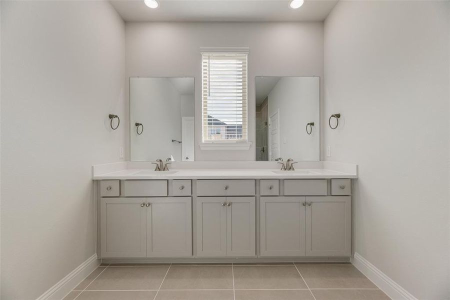 Furnished interior view inside a new home in Sutton Fields, Celina (Image 10). Furnished interior view inside a new home in Sutton Fields, Celina (Image 10).