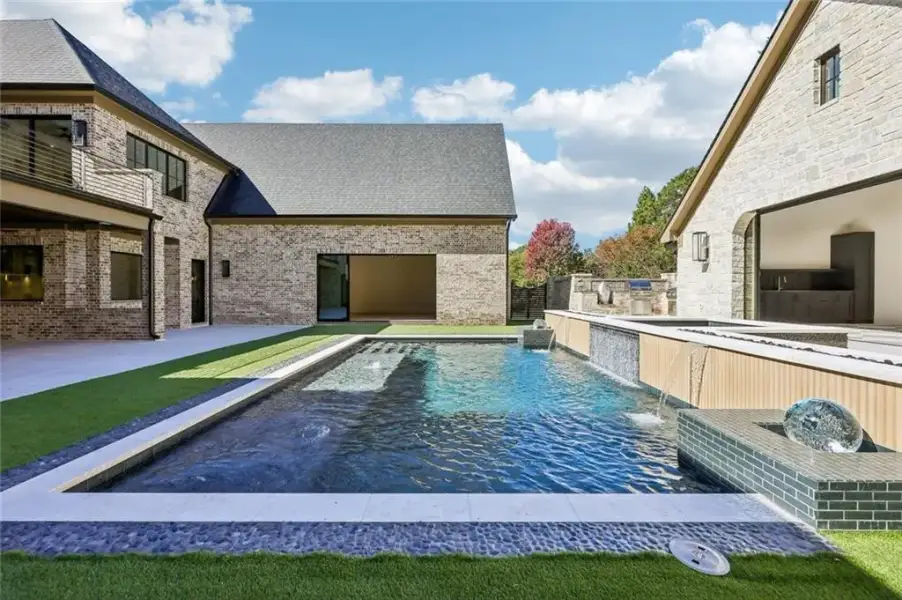 Exterior details and patio area of a home in , Alpharetta (Image 44).
