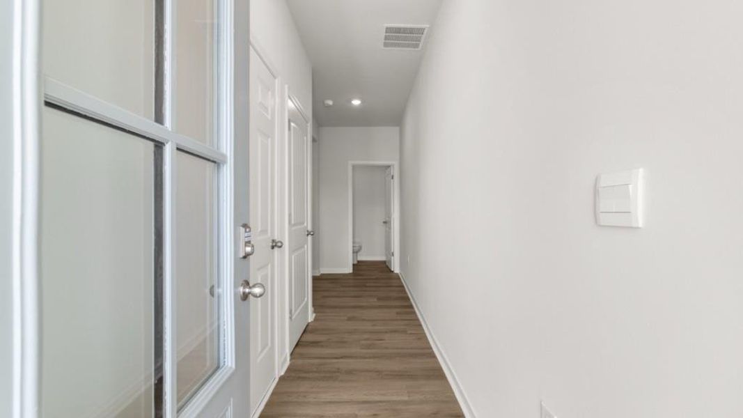 Spacious, unfurnished interior of a new home in Rolling Meadows, Jasper (Image 12). Spacious, unfurnished interior of a new home in Rolling Meadows, Jasper (Image 12).