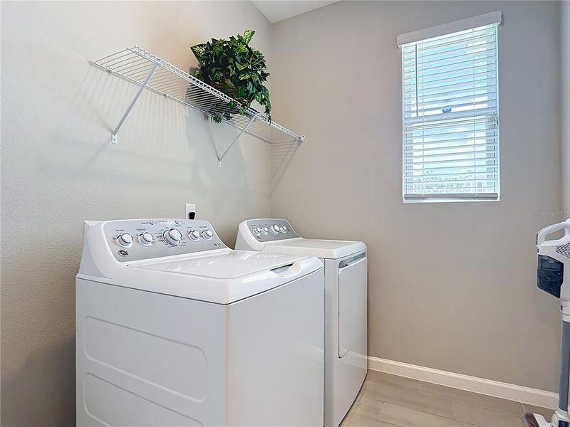 Close-up of interior finishes inside a home in Seasons at Big Sky, Kissimmee (Image 22).