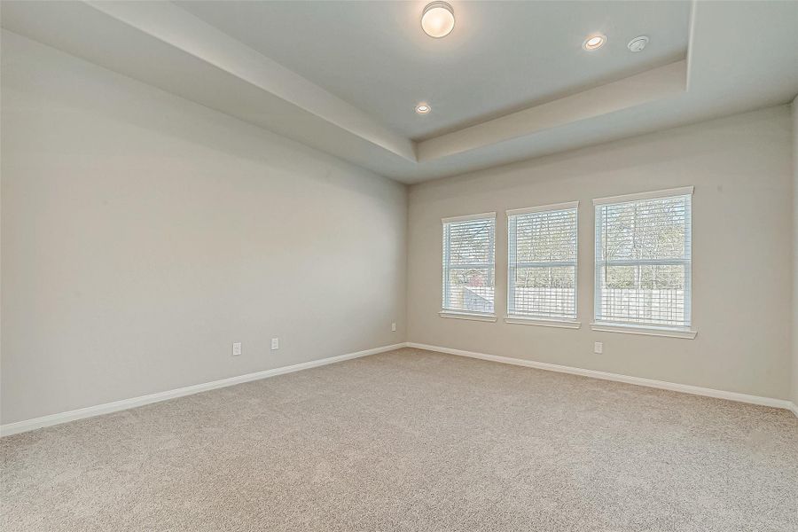 Image 29 of a home in King Oaks Village.