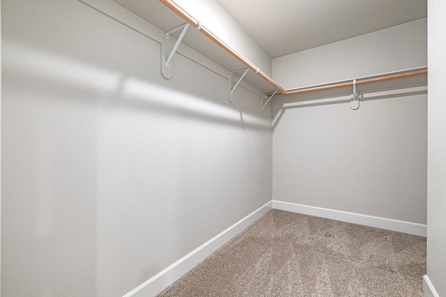 Representative unfurnished interior of a home built from the McKenzie by MonteVista Homes in Feather Ridge, Redmond (Image 17). Representative unfurnished interior of a home built from the McKenzie by MonteVista Homes in Feather Ridge, Redmond (Image 17).