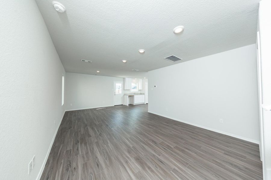 Spacious, unfurnished interior of a new home in Townsend Reserve, Splendora (Image 8). Spacious, unfurnished interior of a new home in Townsend Reserve, Splendora (Image 8).