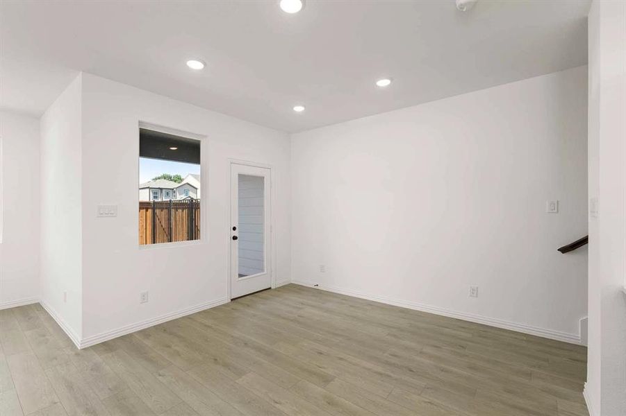 Spacious, unfurnished interior of a new home in Sereno Oaks at Buckner Terrace, Dallas (Image 18). Spacious, unfurnished interior of a new home in Sereno Oaks at Buckner Terrace, Dallas (Image 18).
