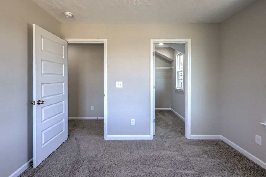 Spacious, unfurnished interior of a new home in Collin's Place, Decherd (Image 37).