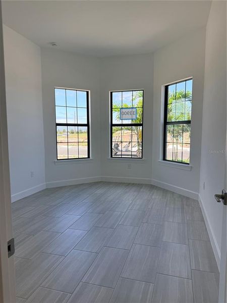Spacious, unfurnished interior of a new home in , Lakewood Ranch (Image 23).