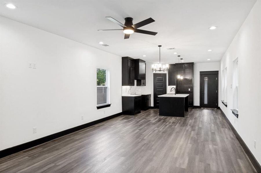 Spacious, unfurnished interior of a new home in , Dallas (Image 20). Spacious, unfurnished interior of a new home in , Dallas (Image 20).