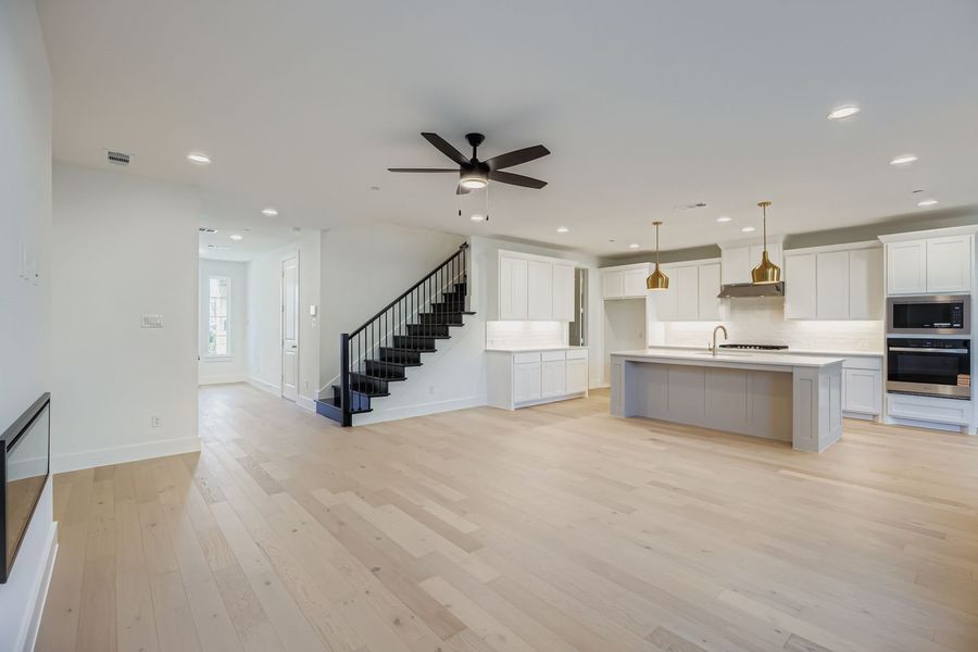 Spacious, unfurnished interior of a new home in Castle Hills Northpointe - Townhomes, Carrollton (Image 18). Spacious, unfurnished interior of a new home in Castle Hills Northpointe - Townhomes, Carrollton (Image 18).
