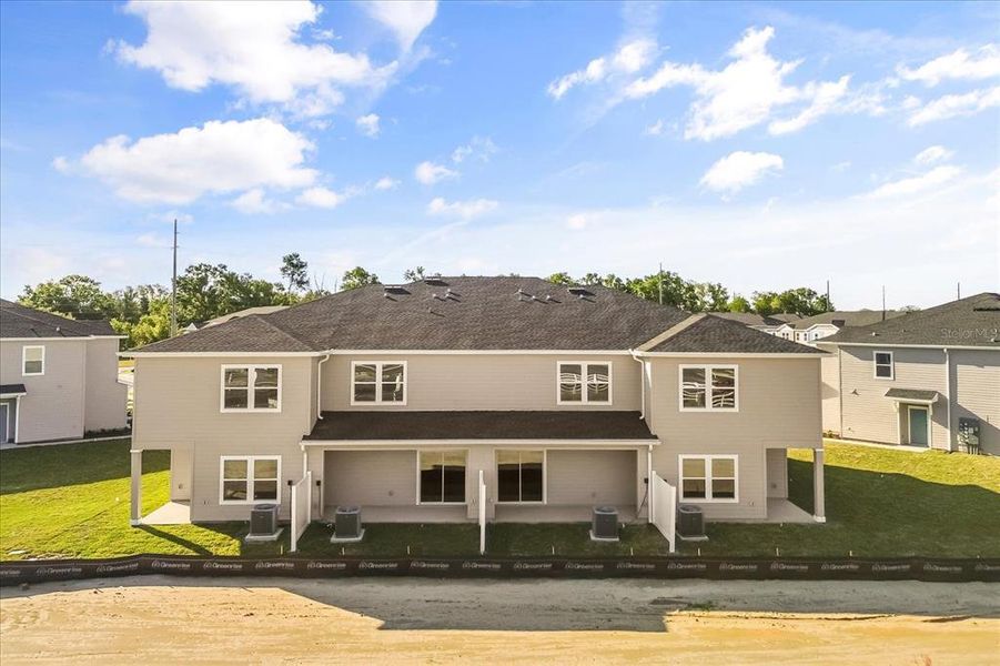 Exterior details and patio area of a home in , Ocala (Image 24).