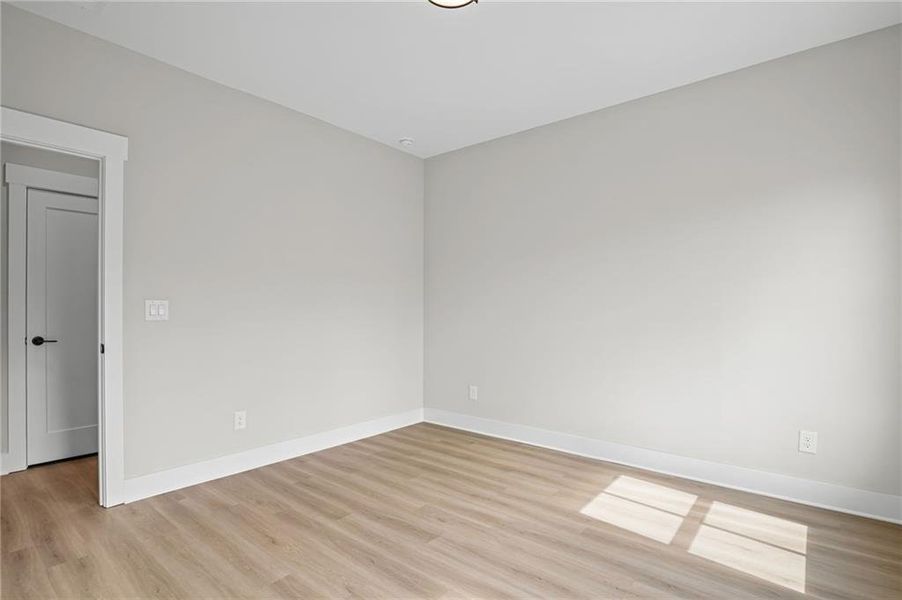Spacious, unfurnished interior of a new home in , Kennesaw (Image 21).