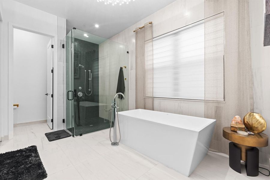 Furnished interior view inside a new home in Solana Bay at Avenir, Palm Beach Gardens (Image 34). Furnished interior view inside a new home in Solana Bay at Avenir, Palm Beach Gardens (Image 34).