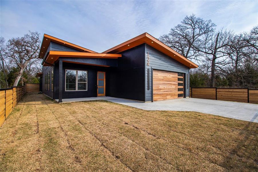 Image 30 of a home in .