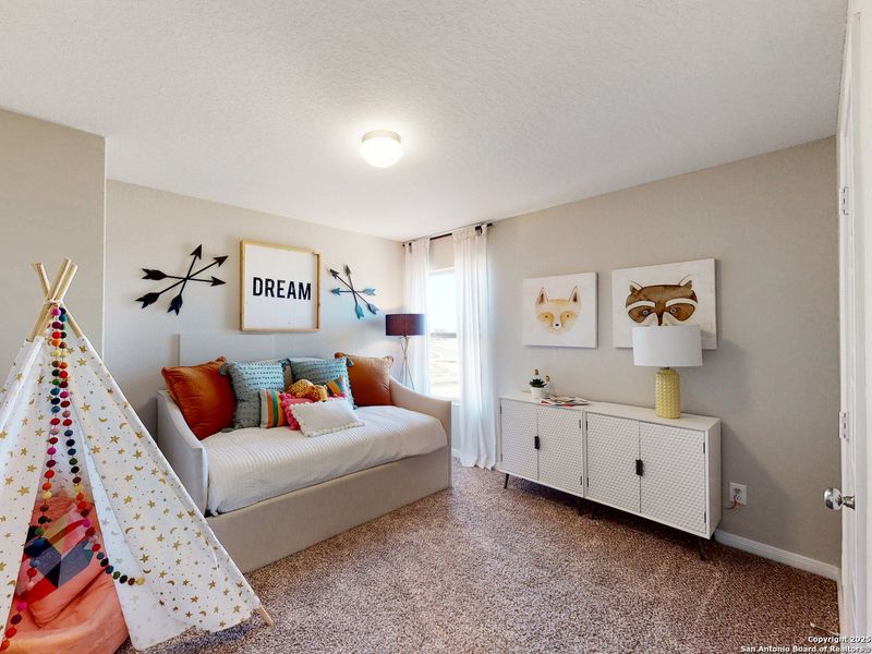 Furnished interior view inside a new home in Blue Ridge Ranch, San Antonio (Image 30). Furnished interior view inside a new home in Blue Ridge Ranch, San Antonio (Image 30).