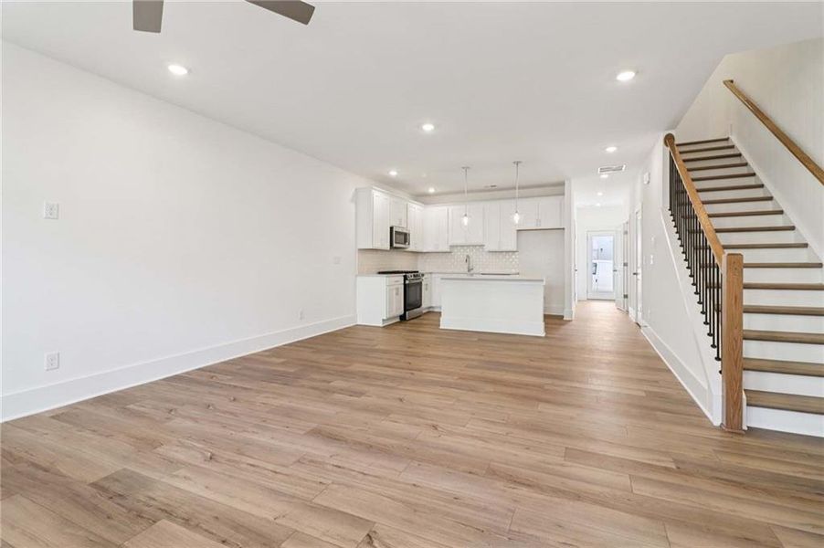 Spacious, unfurnished interior of a new home in Park Vue, Atlanta (Image 38).