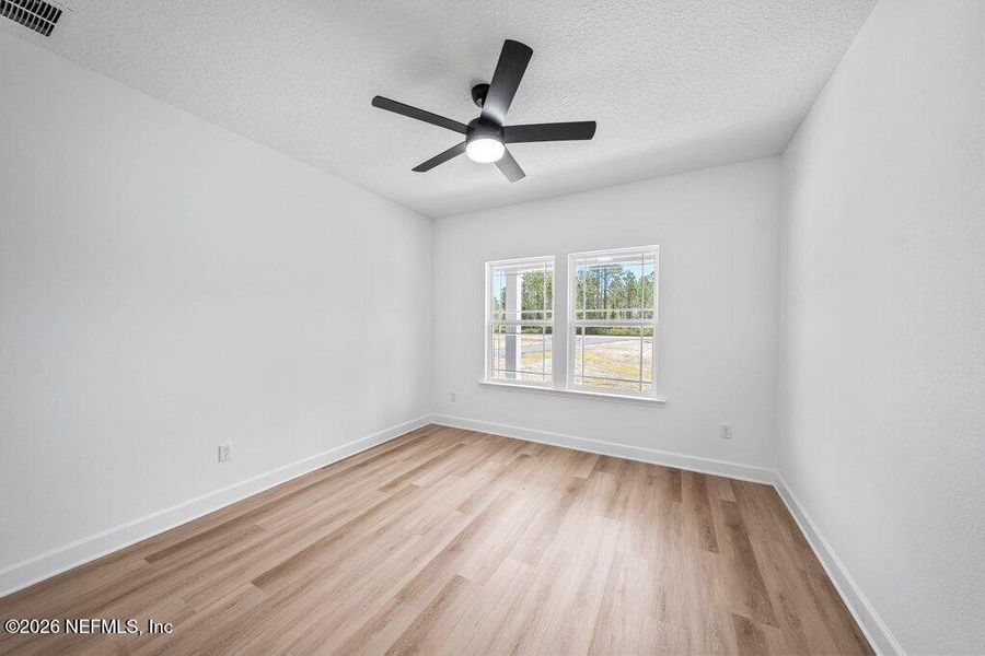 Spacious, unfurnished interior of a new home in , Sanderson (Image 29).