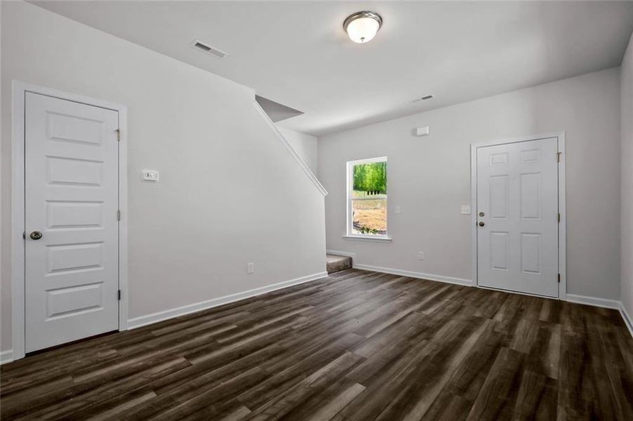 Spacious, unfurnished interior of a new home in Hillcrest Park, Ringgold (Image 13).