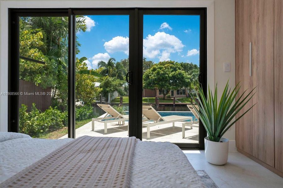 Furnished interior view inside a new home in , Fort Lauderdale (Image 4). Furnished interior view inside a new home in , Fort Lauderdale (Image 4).