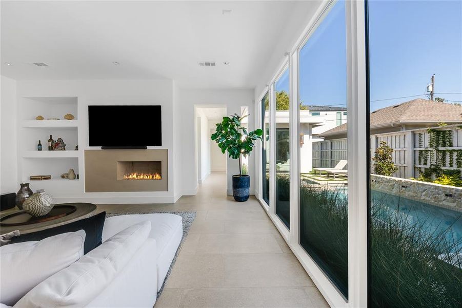 Furnished interior view inside a new home in , Dallas (Image 12). Furnished interior view inside a new home in , Dallas (Image 12).