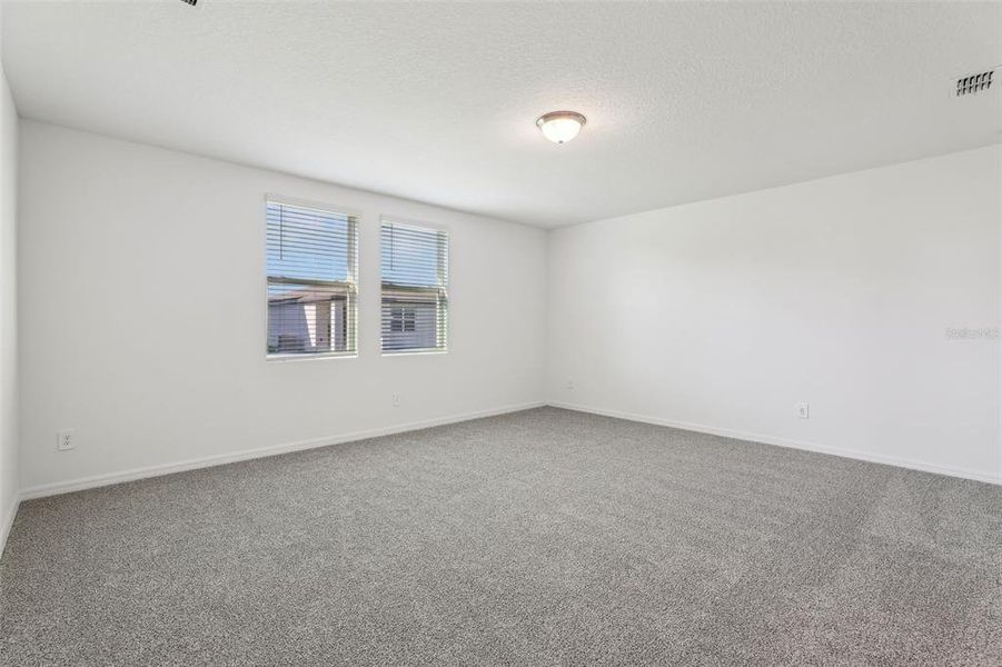Spacious, unfurnished interior of a new home in The Meadow at Crossprairie, St. Cloud (Image 34).