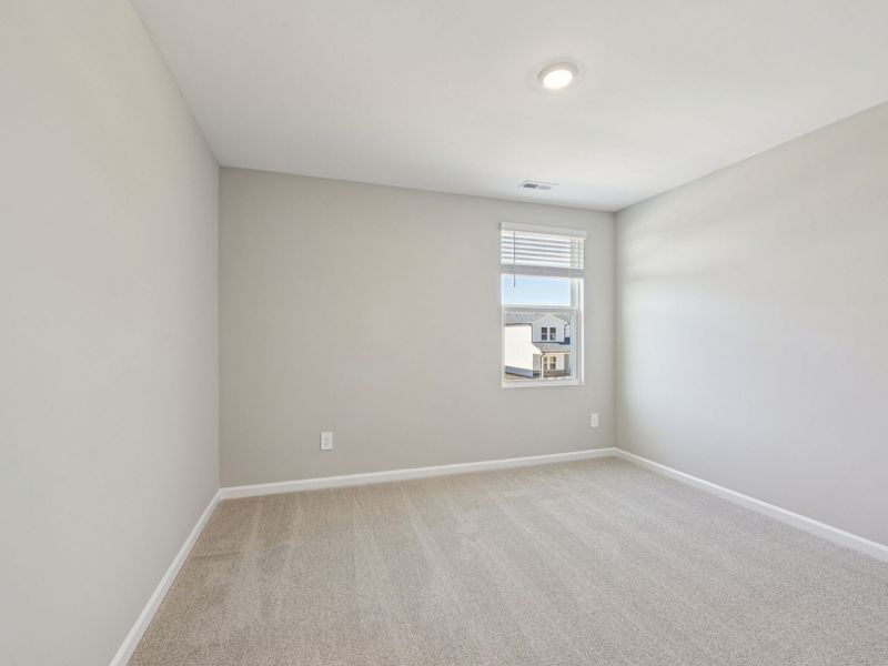 Spacious, unfurnished interior of a new home in Watkins Glen, Raleigh (Image 20).