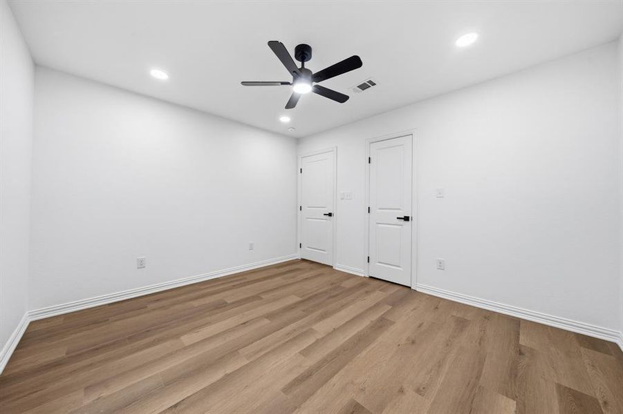 Spacious, unfurnished interior of a new home in , Hillsboro (Image 19).