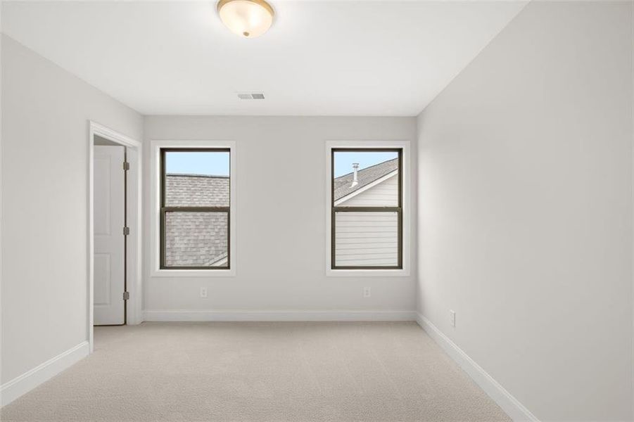 Spacious, unfurnished interior of a new home in Soleil Summit Chase, Snellville (Image 47).