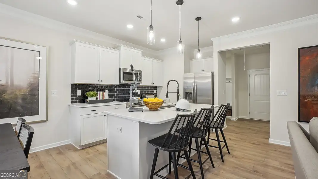 Furnished interior view inside a new home in Cobblestone Crossing Commons, Warner Robins (Image 8). Furnished interior view inside a new home in Cobblestone Crossing Commons, Warner Robins (Image 8).