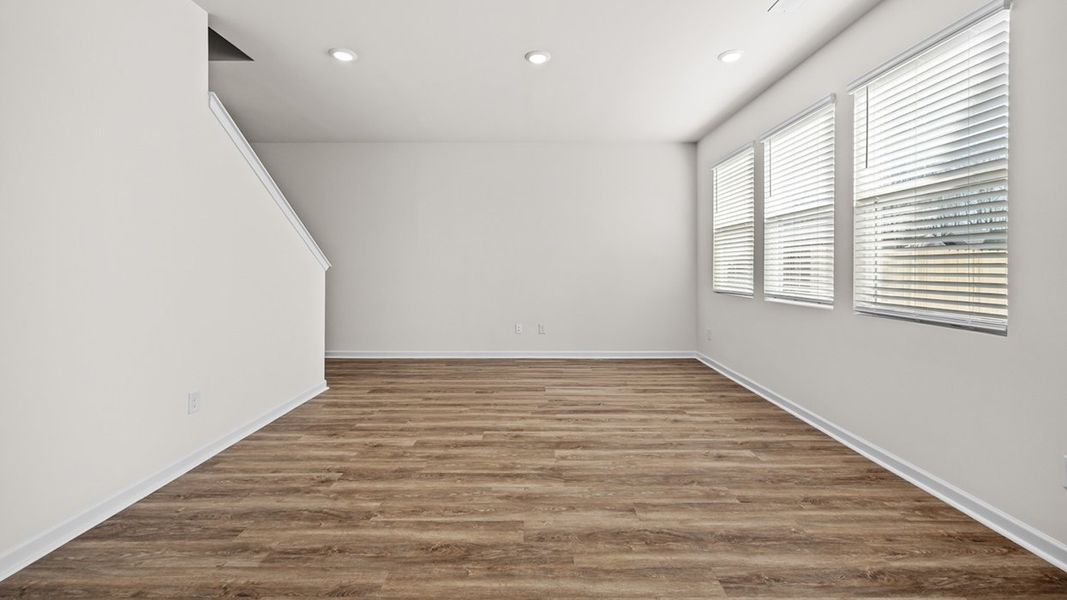 Representative unfurnished interior of a home built from the Edmon by D.R. Horton in Poplar Preserve, Newnan (Image 16).